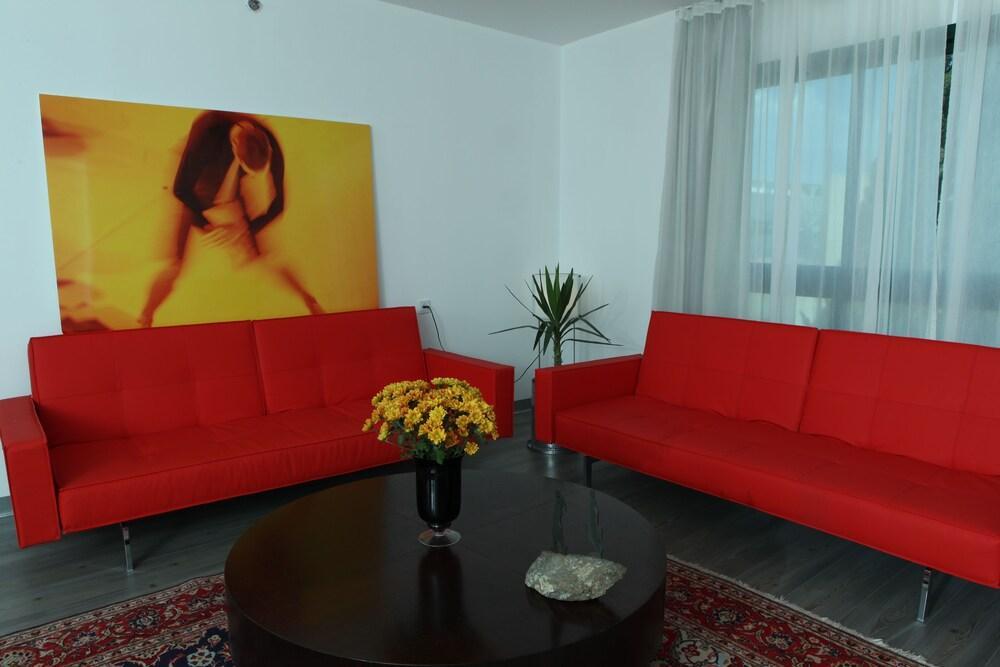 Hotel Master Mazeh